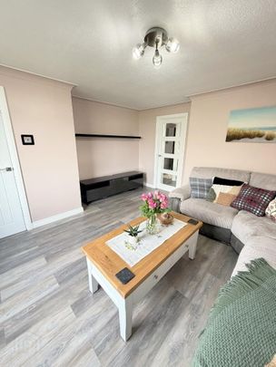 122 Avonmore Park, BT281NJ, Lisburn - Photo 1