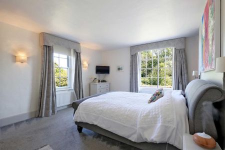6 bedroom detached house to rent - Photo 3
