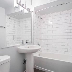 Somerset Manor - Photo 2