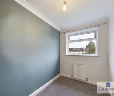 4 bedroom semi-detached house to rent - Photo 1