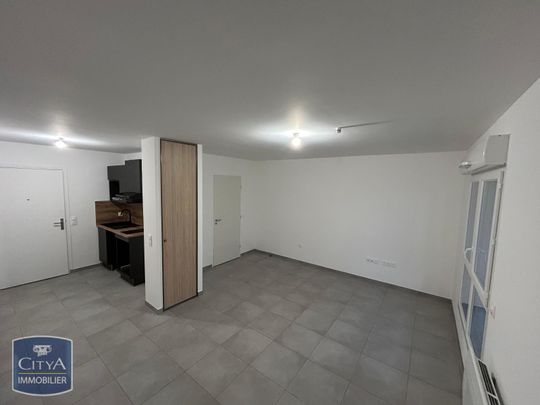 Location Appartement 1 pièce 38m² CLERMONT FERRAND 63000 - Photo 1