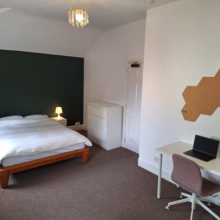 *Individual rooms available now* - Photo 3