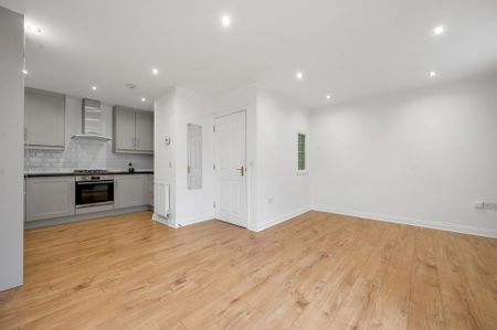 2 bedroom townhouse to rent - Photo 2