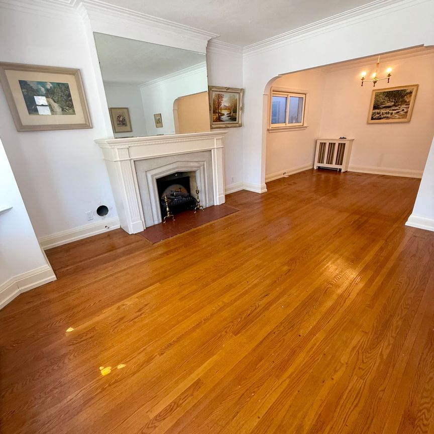 For Lease - 138 Glenwood Crescent, Toronto, Ontario - Photo 1