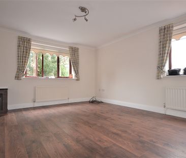 Nightingale Court, Slough, SL1 - Photo 6