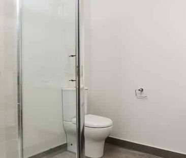 Discover Your Perfect Home in the Heart of Papatoetoe, Auckland! - Photo 4