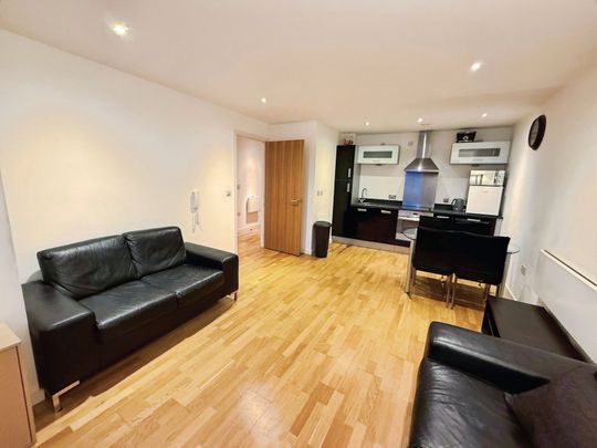 1 bedroom apartment to rent - Photo 1