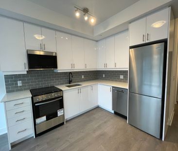 For Lease - 2333 Khalsa Gate Unit# 715, Oakville, Ontario - Photo 2