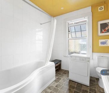 2 bedroom maisonette to rent - Photo 4