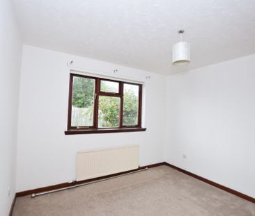 3 bedroom detached bungalow to rent - Photo 5