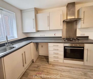 2 bedroom terraced house to rent - Photo 4