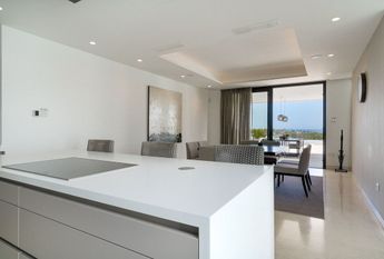 5 bedroom luxury Villa for rent in Marbella, Andalusia