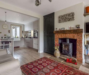 One Tree Hill Road, Guildford, GU4 - Photo 2