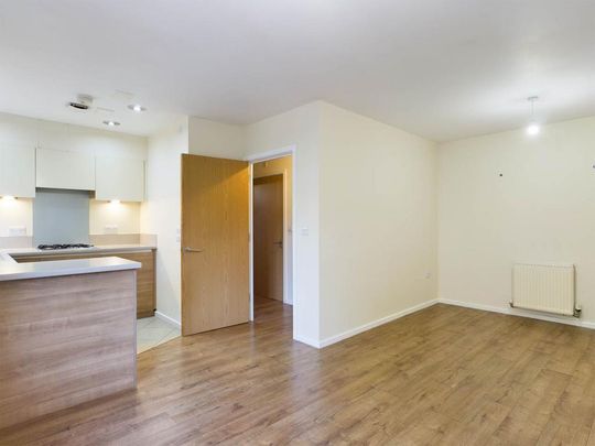 2 bedroom flat to rent - Photo 1