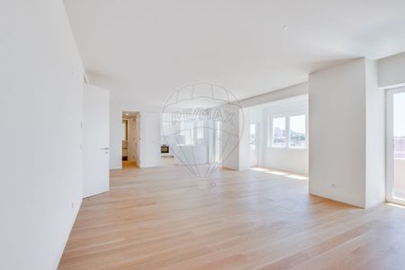 Apartamento T4 em Lisboa - Photo 3