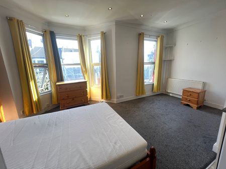 Studio Flat, Lausanne Road, N8 - Photo 3