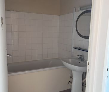 Location Appartement 3 pièces 50m² DEOLS 36130 - Photo 5