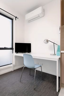 Large Studio with courtyard - Photo 1