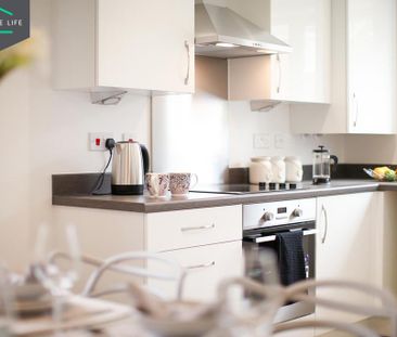 3 bedroom semi-detached house to rent - Photo 3