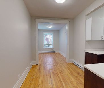 2054 Claremont Avenue, Montréal, QC - Photo 1