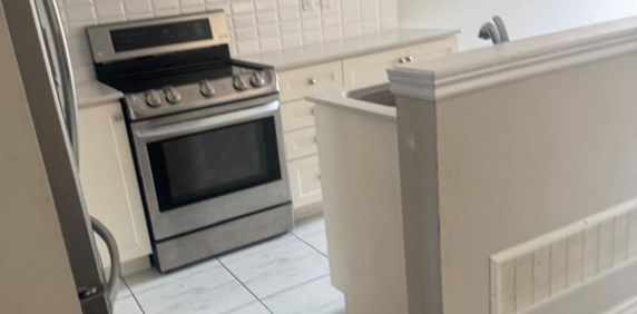 For Lease - 55 Finegan Circle, Brampton, Ontario - Photo 2