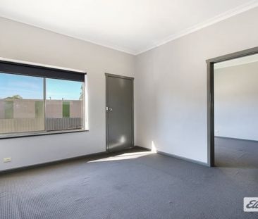 One Bedroom Unit - Photo 2