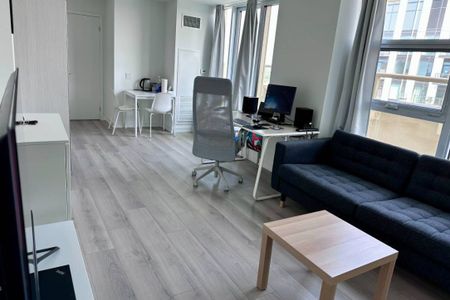 For Lease - 1787 St Clair Avenue Unit# 8, Toronto, Ontario - Photo 5