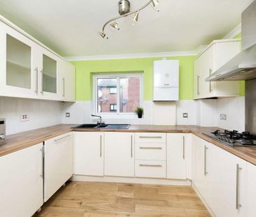 2 bedroom flat to rent - Photo 5