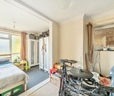 4 bedroom terraced house to rent - Photo 4