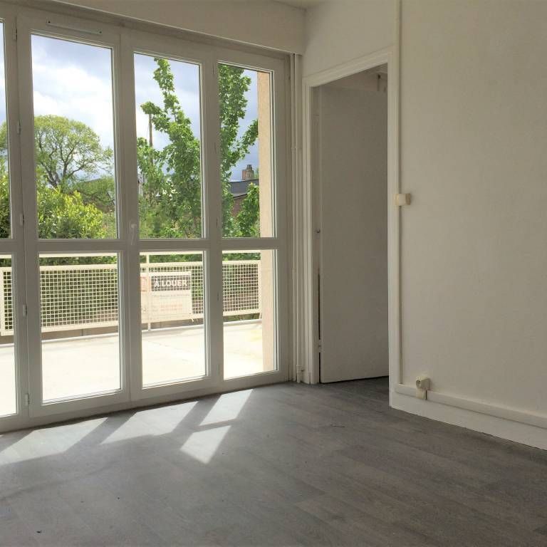 Appartement T2 avec terrasse - MONT-SAINT-AIGNAN (76130) - Photo 1