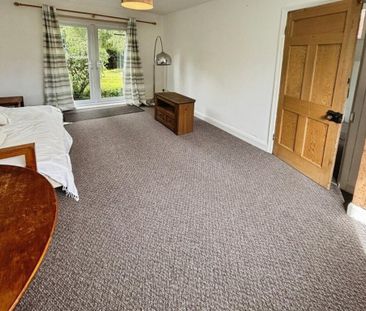 3 bedroom terraced house to rent - Photo 6
