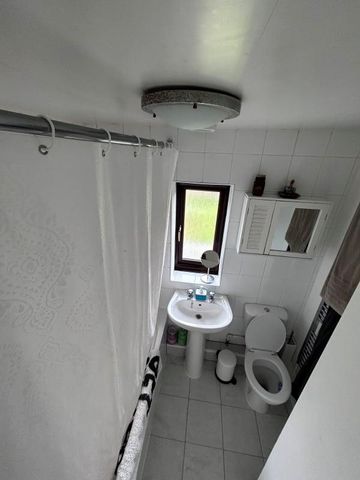 2 bedroom semi-detached house to rent - Photo 2