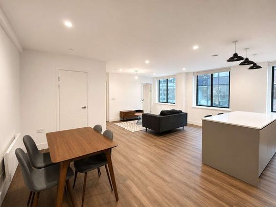 AVAILABLE 18TH JUNE | FURNISHED 2 BED APARTMENT | 4TH FLOOR | PRIME CITY CENTRE LOCATION | THE LIGHTWELL - Photo 1