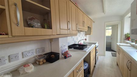 2 bedroom house to rent Gibbeson Street, Lincoln, Lincolnshire, LN5 - Photo 3