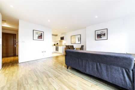 Studio to rent - Photo 3