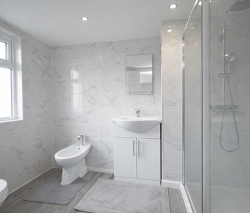 4 bedroom terraced house to rent - Photo 5