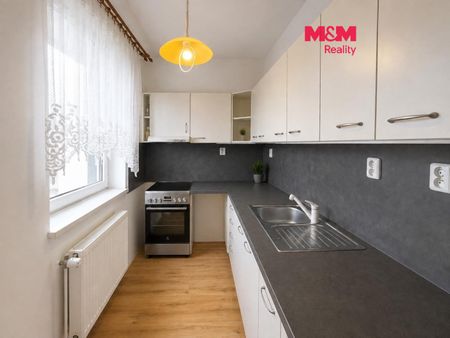 Pronájem bytu 3+1 60 m², Revoluční 723, Velký Osek - Photo 5