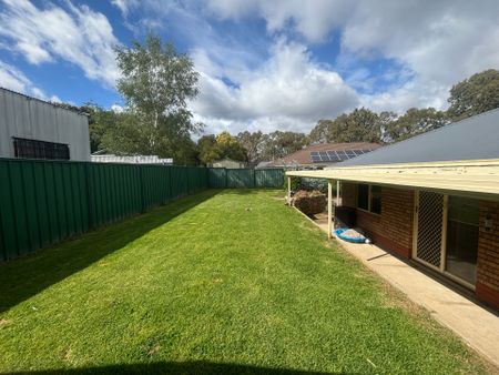 Comfortable and Convenient living in Williamstown! - Photo 2