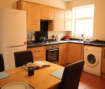 2 bedroom terraced house to rent - Photo 6