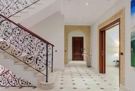 8 bedroom luxury Villa for rent in Sotogrande, Spain - Photo 3