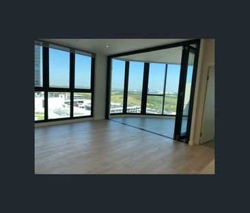 Luxury Two Bedroom Apartment With Amazing Views - Photo 2