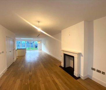 4 bedroom semi-detached house to rent - Photo 3