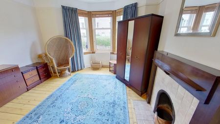 3 bedroom apartment to rent - Photo 4