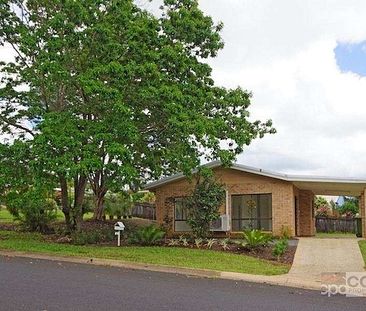 Redlynch - 4 Bed, 2 Bath - Photo 4