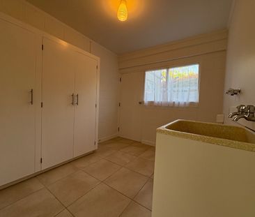 Unit 1, 42A Arthur Road, Hill Park, Auckland - Photo 3
