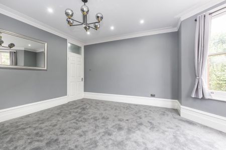 3 bedroom apartment to rent - Photo 4