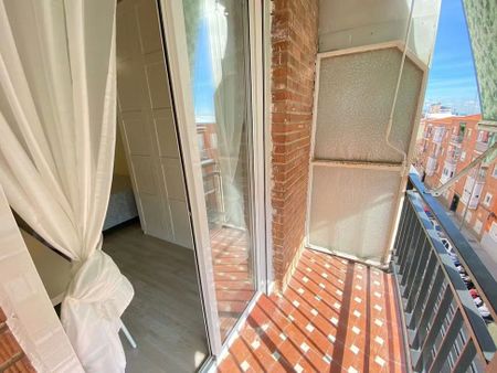 Calle de Caunedo, Madrid, Community of Madrid 28037 - Photo 4