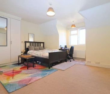 King Charles Road, Surbiton, KT5 - Photo 4
