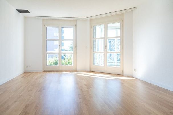 Attractive place to live near Aarau - Photo 1