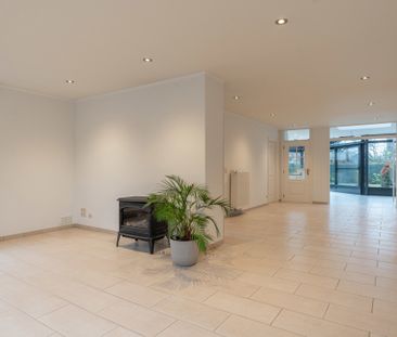 Gunstig gelegen 3 slpk woning met ruime tuin te Oud-Turnhout - Photo 1